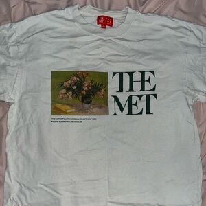 Pacsun White The MET Graphic Tee
